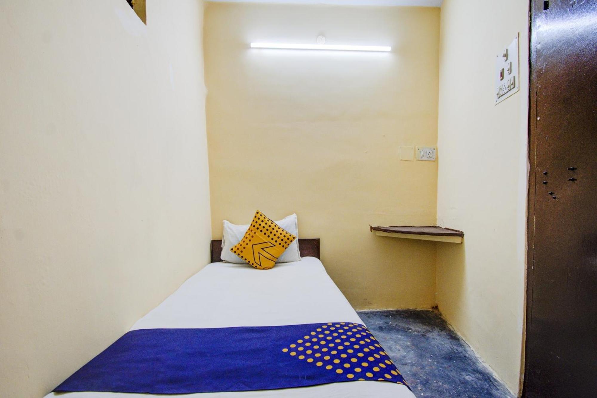 Spot On Dear Hotel Calcutta Calcutta Bara Bazar Exterior photo